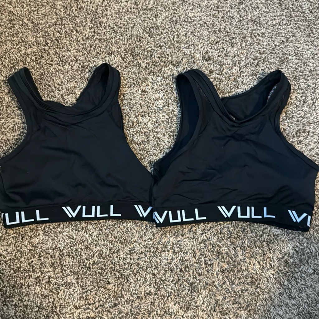 Black Vull Sport Sports Bras Size Medium